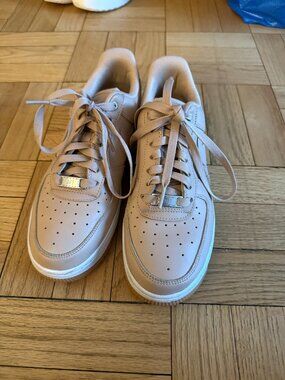 Nike AF1 Peach Leather